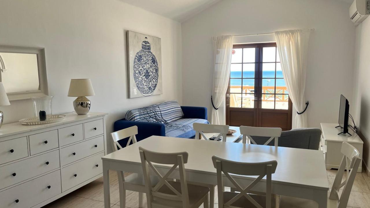 شقة بويرتو ذيل كارمين  في La Cumbre8A- 2 Bed-2 Bath - 1St Fl.- Air-Con-Wi-Fi المظهر الخارجي الصورة